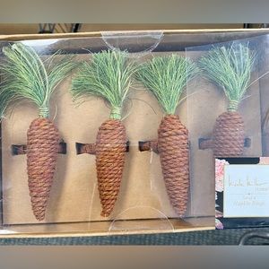 Nicole Miller Carrot 4 pack Napkin Rings